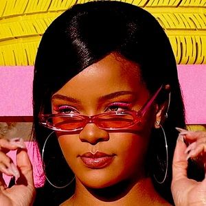 Hot Pink Magenta Fashion Sunglasses